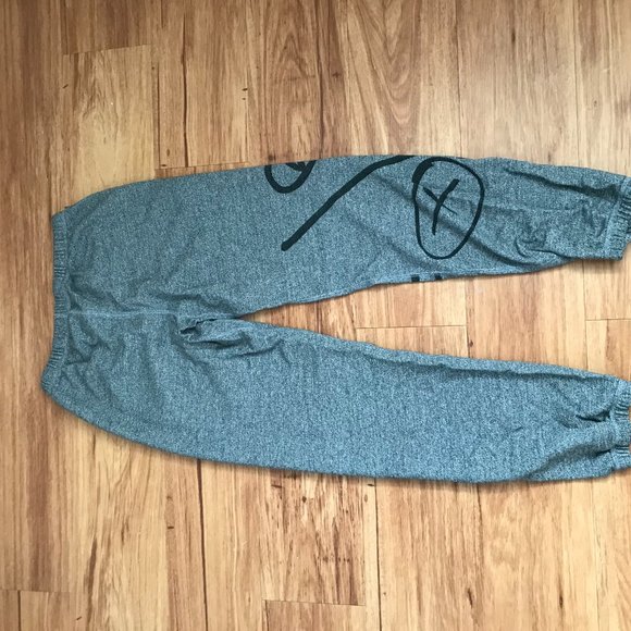 Roots x Douglas Coupland signature sweat pants / joggers - Picture 6 of 6